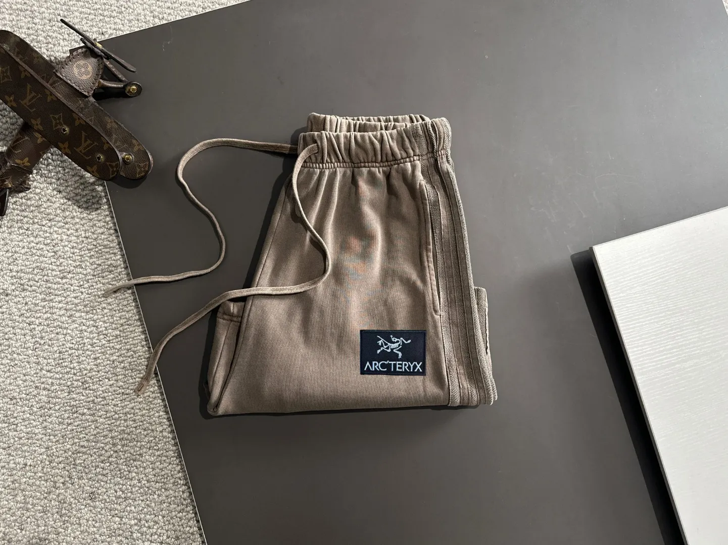 Premium ARCTERYX 2025 New Arrival ， ， Breathable ， ， ， Quality。 ！ ， ！Sizes：S-XL
